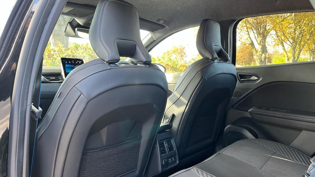 
								2024 Renault Captur 1.6 E-TECH esprit Alpine full									