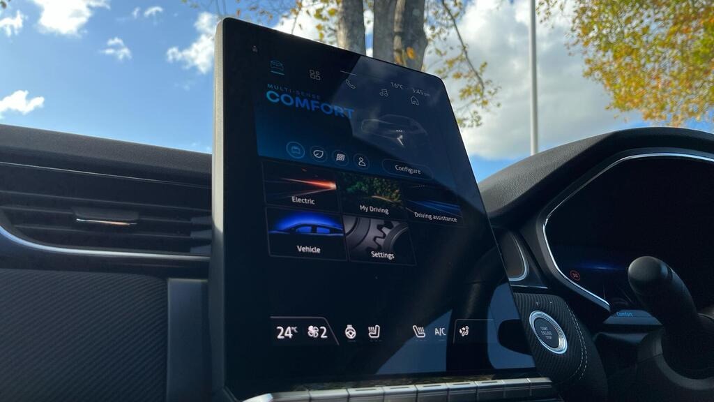 
								2024 Renault Captur 1.6 E-TECH esprit Alpine full									