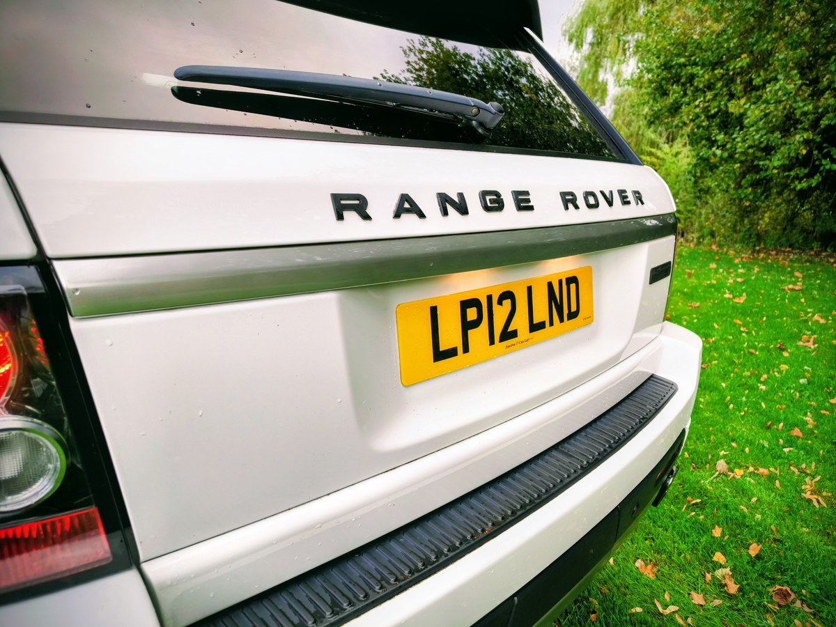
								2012 Land Rover Range Rover Sport Autobiography Sport 3L SDV6 full									