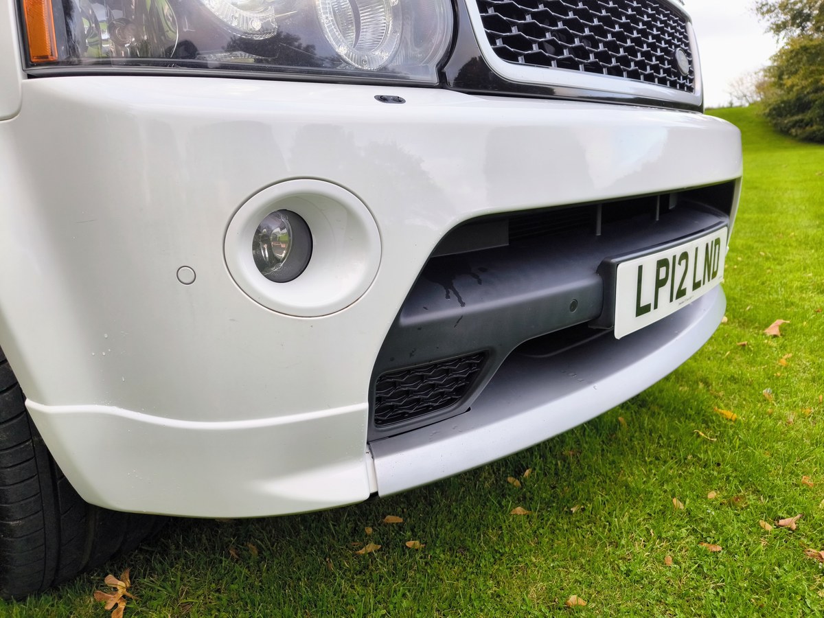 
								2012 Land Rover Range Rover Sport Autobiography Sport 3L SDV6 full									