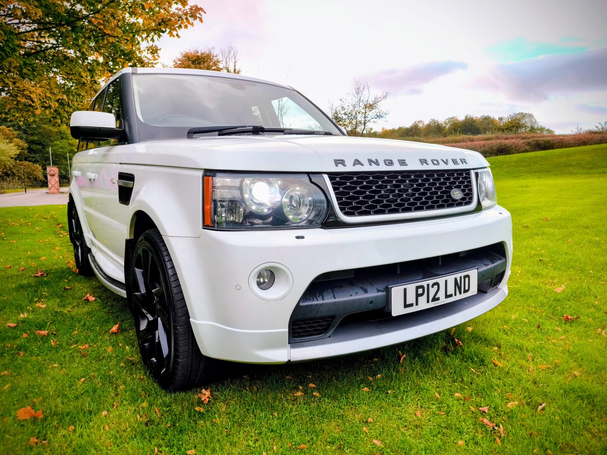 
								2012 Land Rover Range Rover Sport Autobiography Sport 3L SDV6 full									