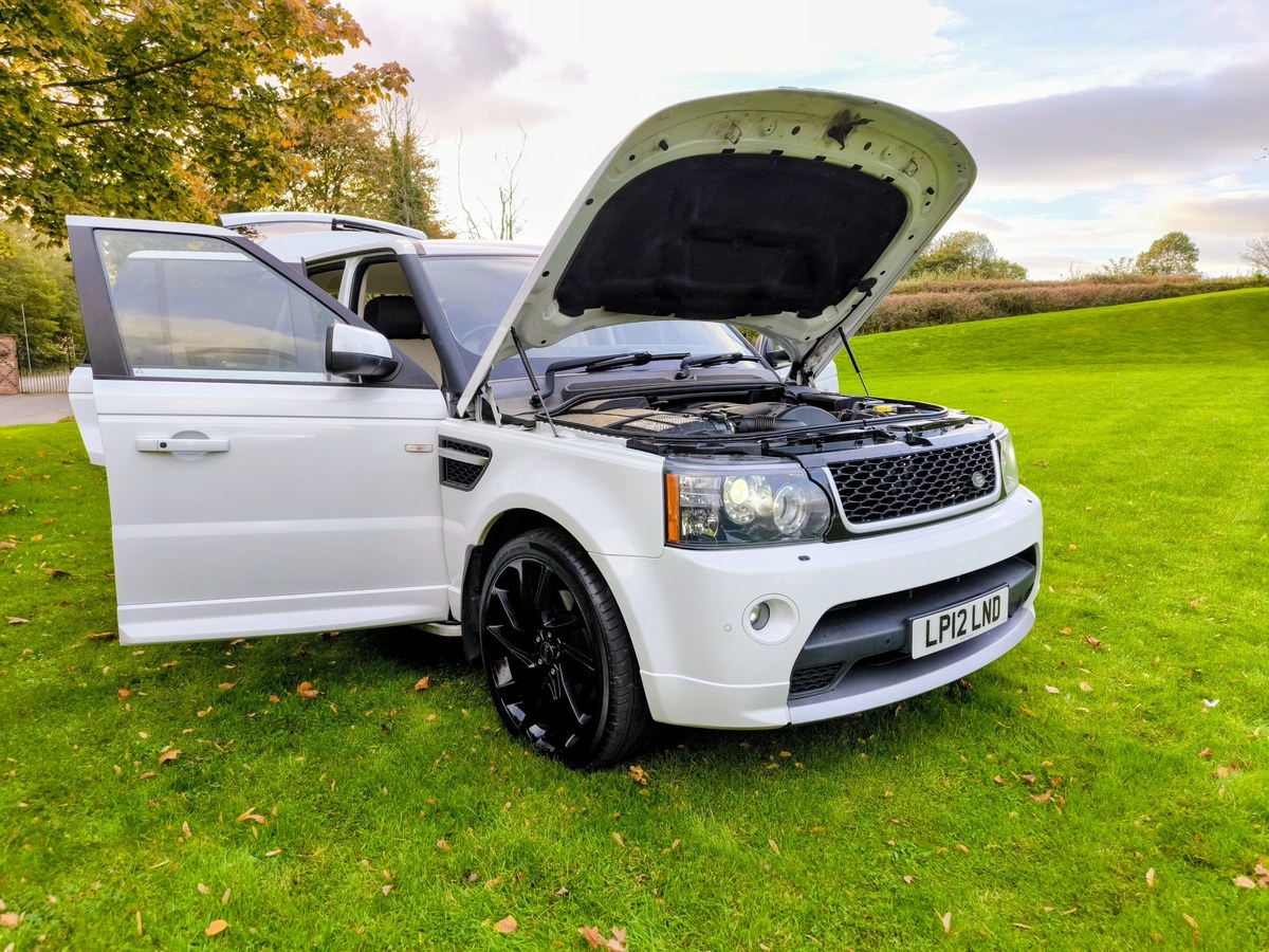 
								2012 Land Rover Range Rover Sport Autobiography Sport 3L SDV6 full									