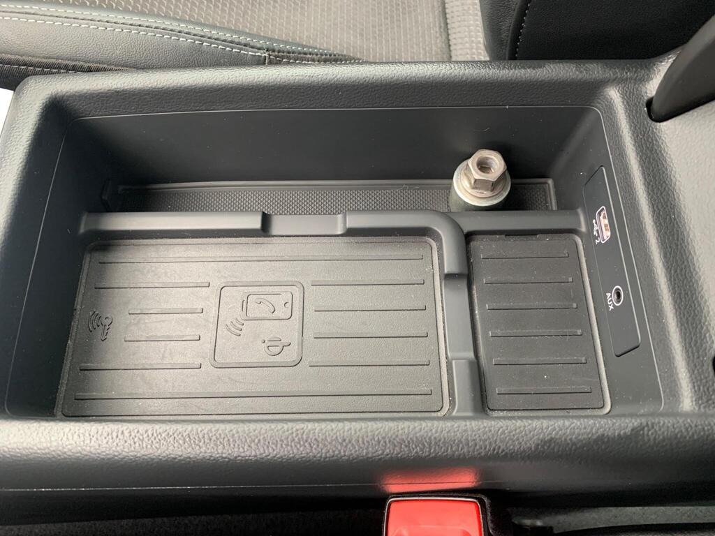 
								2019 Audi A4 2.0 TDI 40 S line S Tronic quattro full									