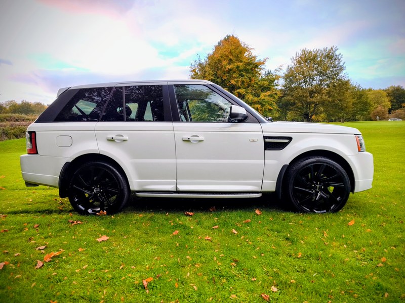 
								2012 Land Rover Range Rover Sport Autobiography Sport 3L SDV6 full									