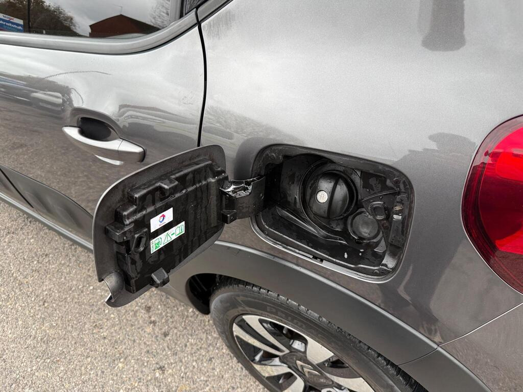 
								2017 Citroen C31.2 PureTech Flair EAT6 full									
