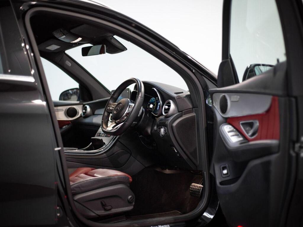 
								2022 Mercedes-Benz GLC 2.0 GLC220d AMG Line 4MATIC full									