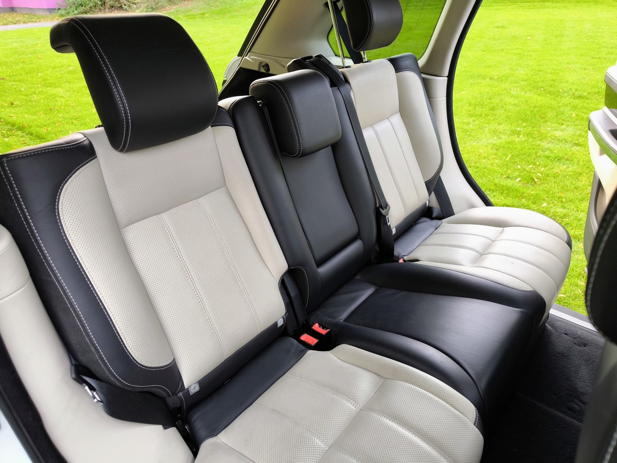 
								2012 Land Rover Range Rover Sport Autobiography Sport 3L SDV6 full									