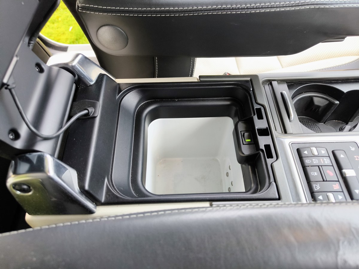 
								2012 Land Rover Range Rover Sport Autobiography Sport 3L SDV6 full									