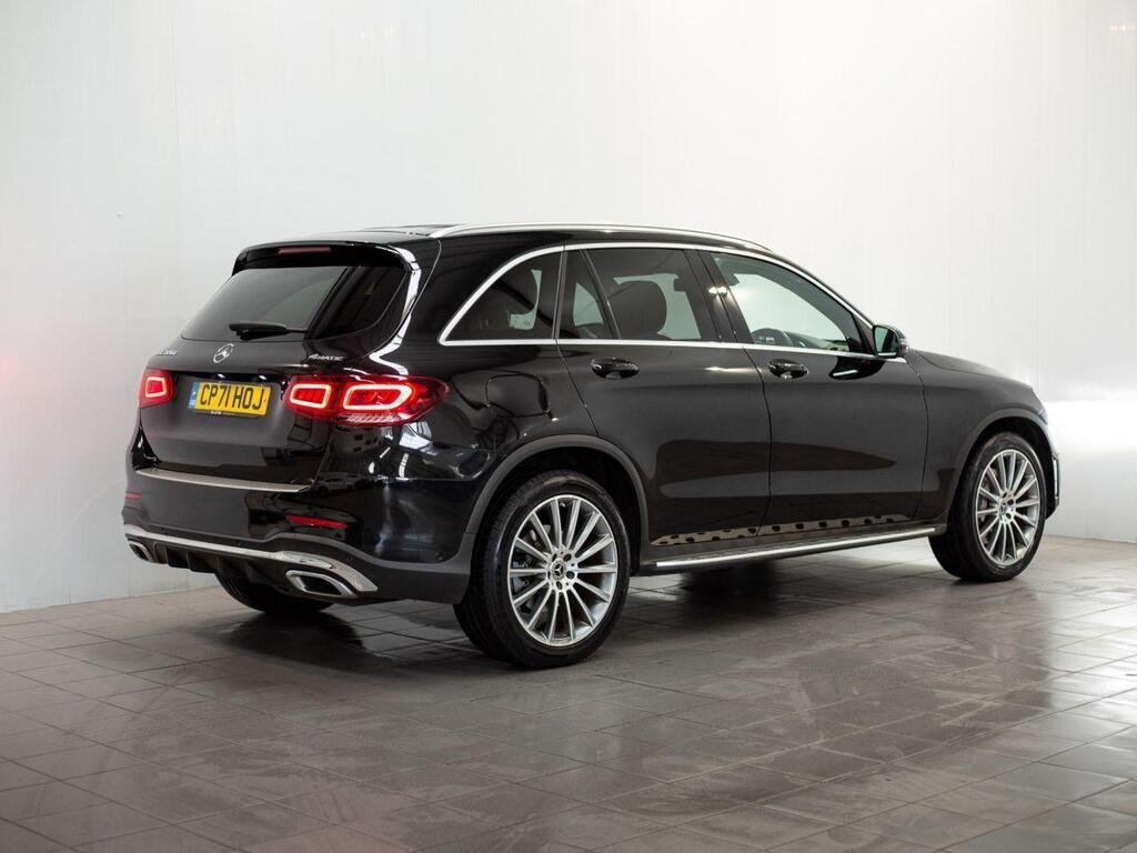 
								2022 Mercedes-Benz GLC 2.0 GLC220d AMG Line 4MATIC full									