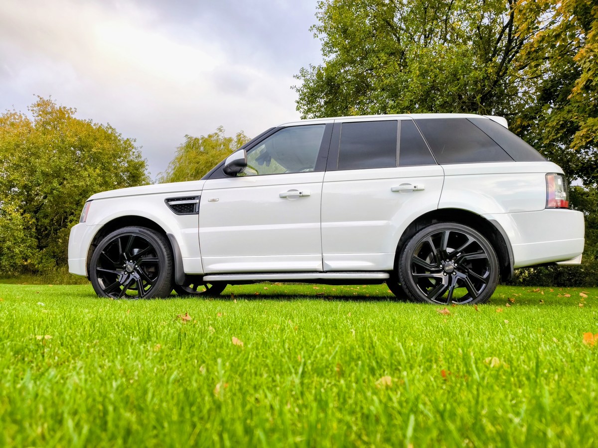 
								2012 Land Rover Range Rover Sport Autobiography Sport 3L SDV6 full									