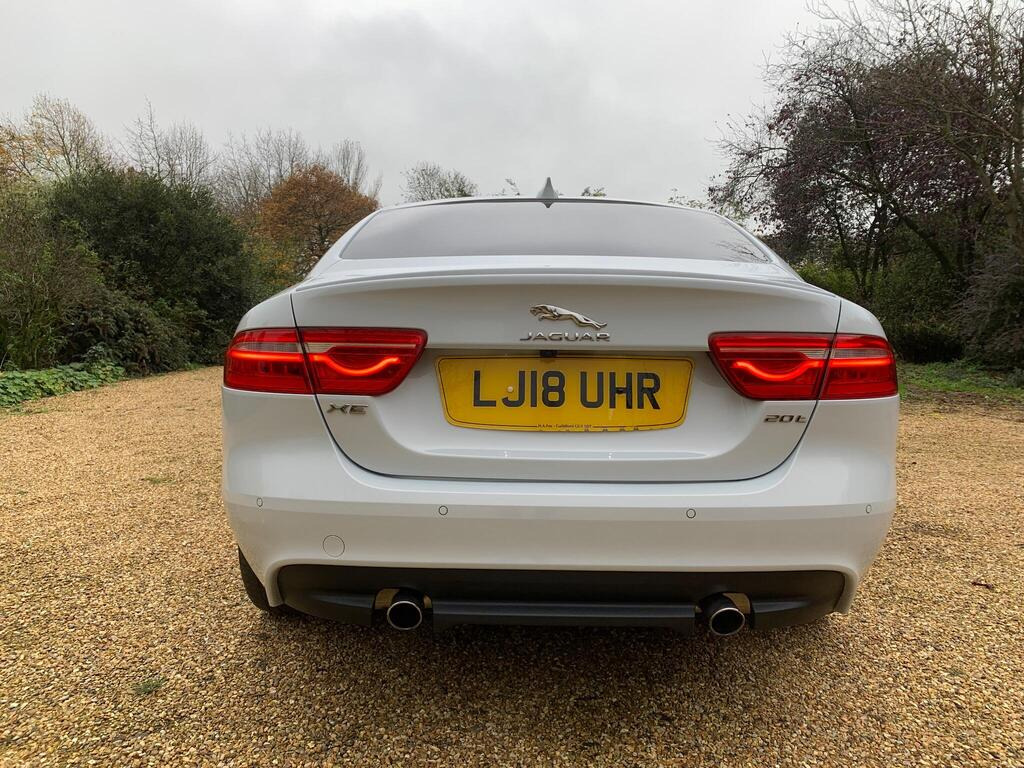 2018 Jaguar XE2.0i R-Sport Auto