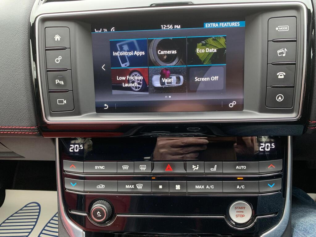 
								2018 Jaguar XE2.0i R-Sport Auto full									
