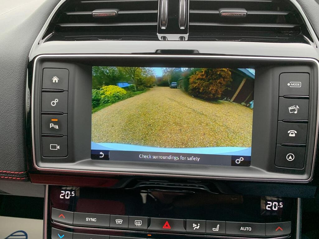 
								2018 Jaguar XE2.0i R-Sport Auto full									