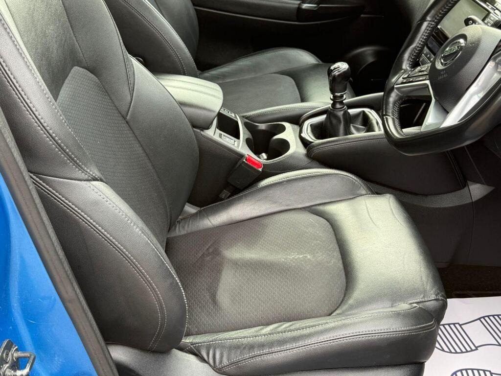 
								2018 Nissan Qashqai1.2 DIG-T Tekna full									