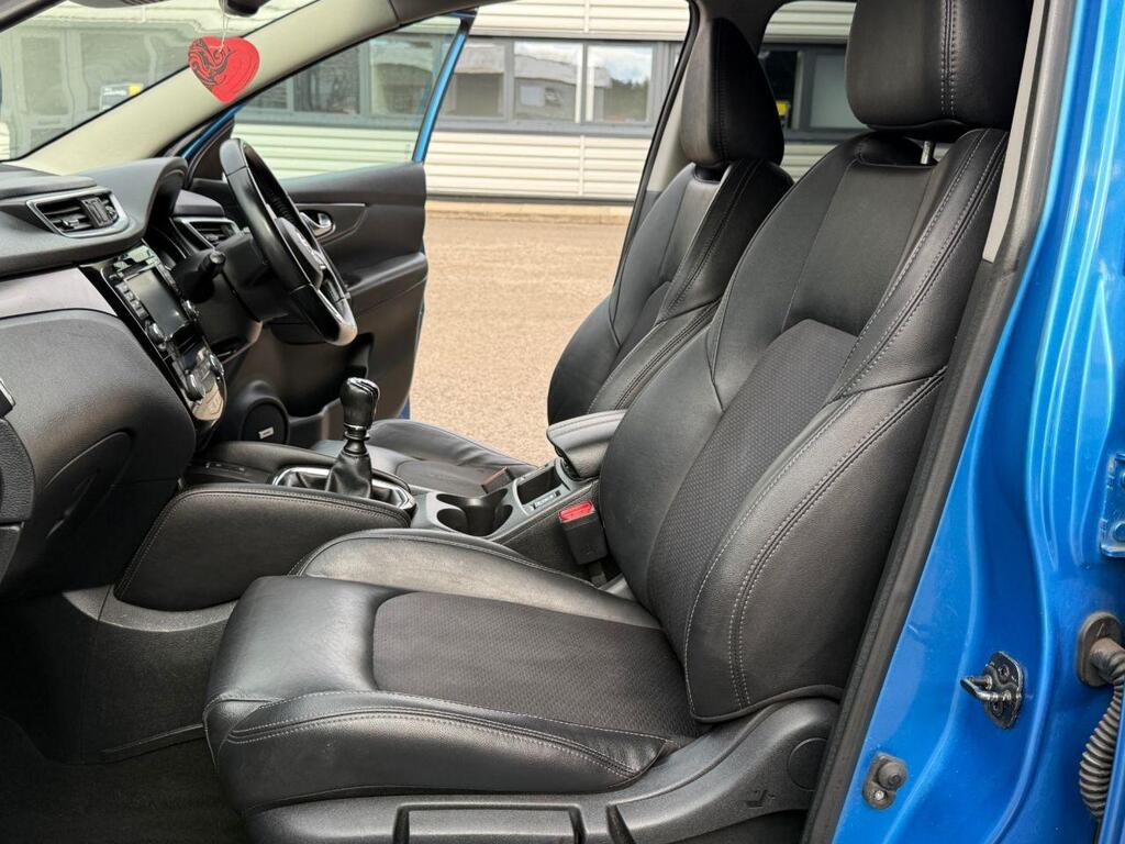 
								2018 Nissan Qashqai1.2 DIG-T Tekna full									