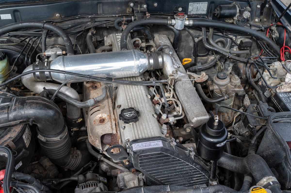 
								1993 Toyota Land Cruiser VX full									