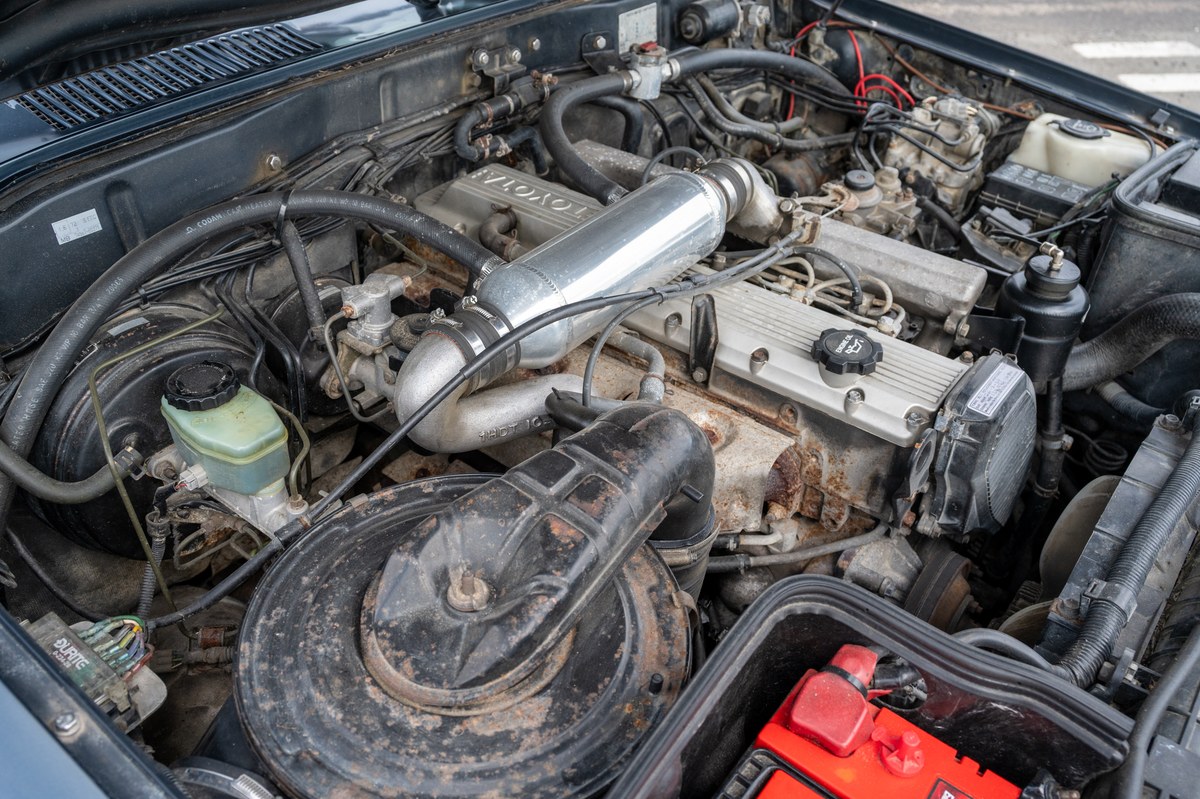 
								1993 Toyota Land Cruiser VX full									