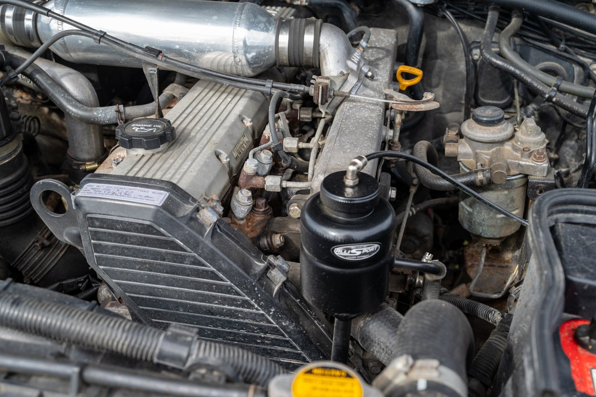 
								1993 Toyota Land Cruiser VX full									