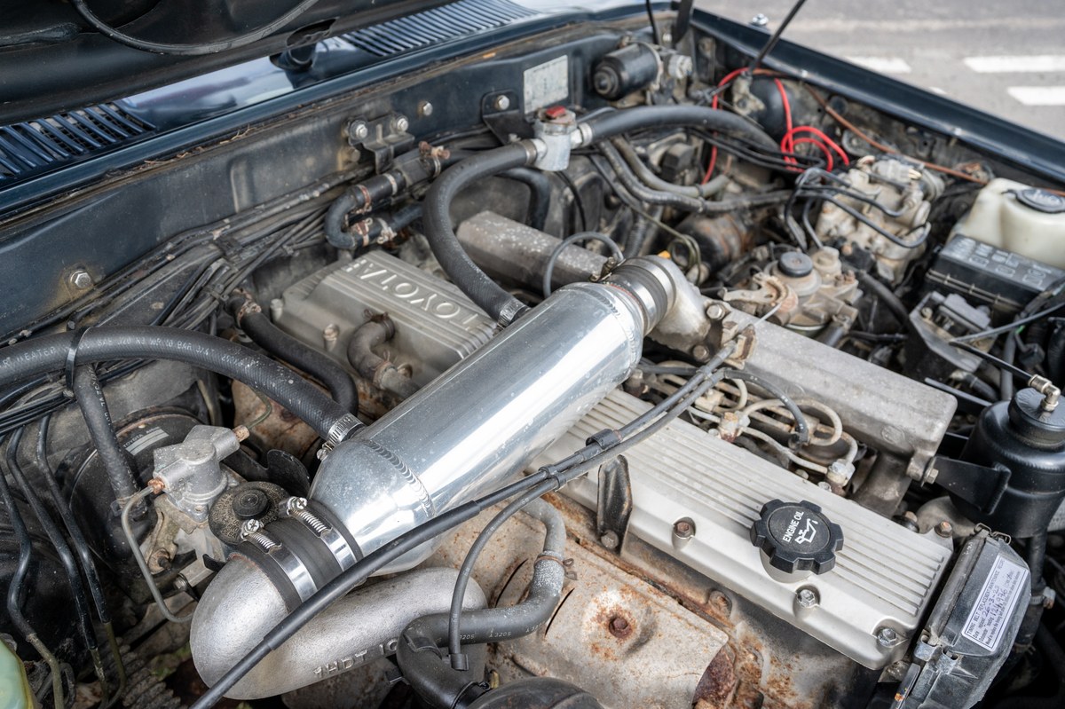 
								1993 Toyota Land Cruiser VX full									
