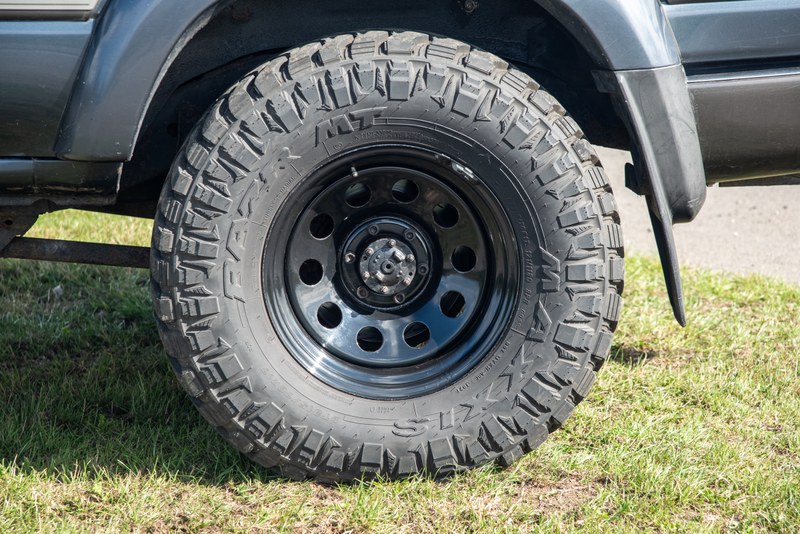 
								1993 Toyota Land Cruiser VX full									