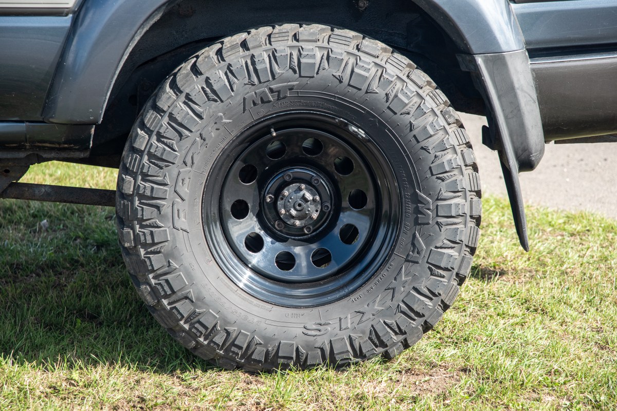 
								1993 Toyota Land Cruiser VX full									