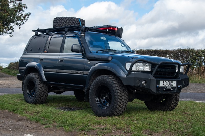 
								1993 Toyota Land Cruiser VX full									