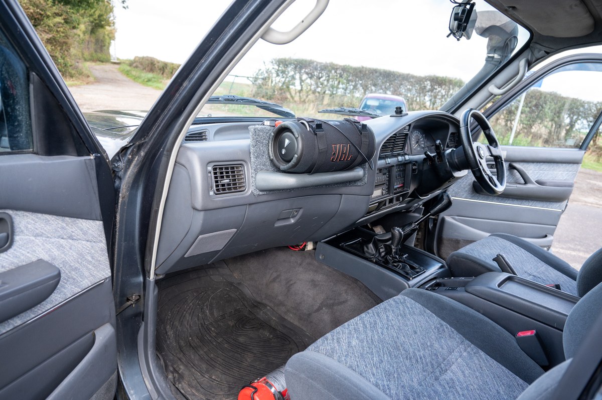 
								1993 Toyota Land Cruiser VX full									
