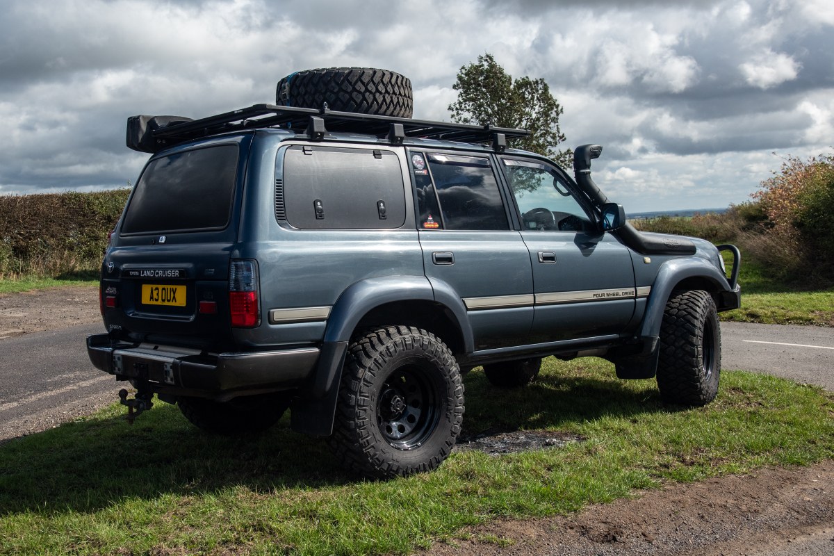 
								1993 Toyota Land Cruiser VX full									