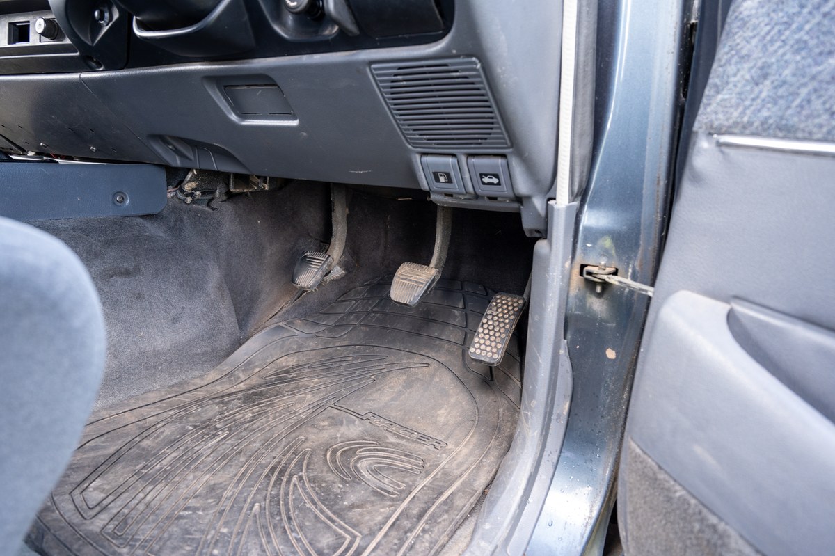 
								1993 Toyota Land Cruiser VX full									