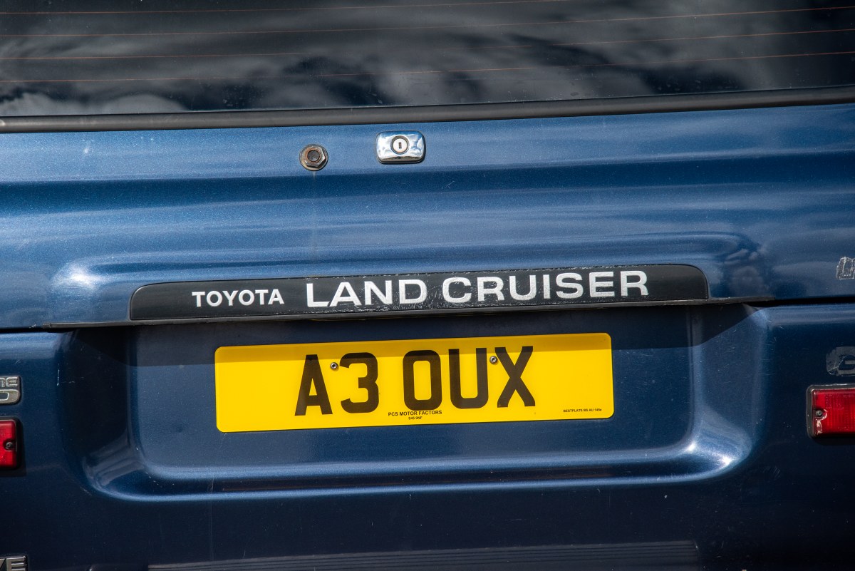 
								1993 Toyota Land Cruiser VX full									