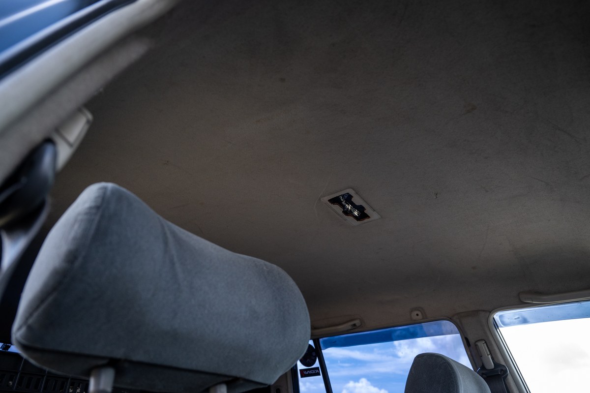 
								1993 Toyota Land Cruiser VX full									