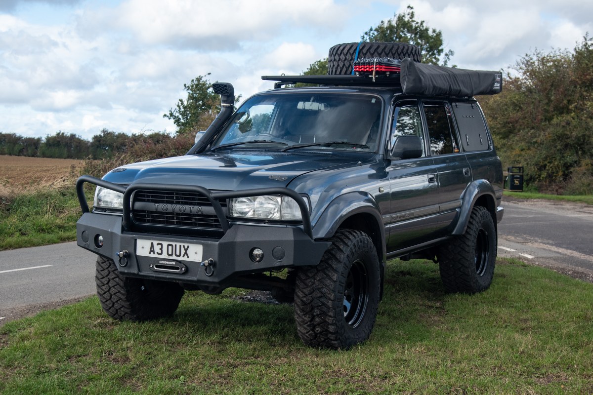 
								1993 Toyota Land Cruiser VX full									