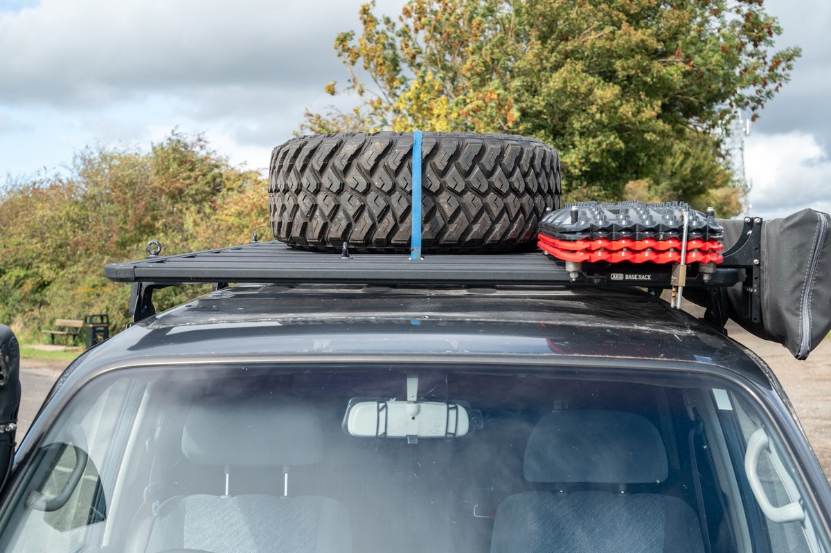 
								1993 Toyota Land Cruiser VX full									