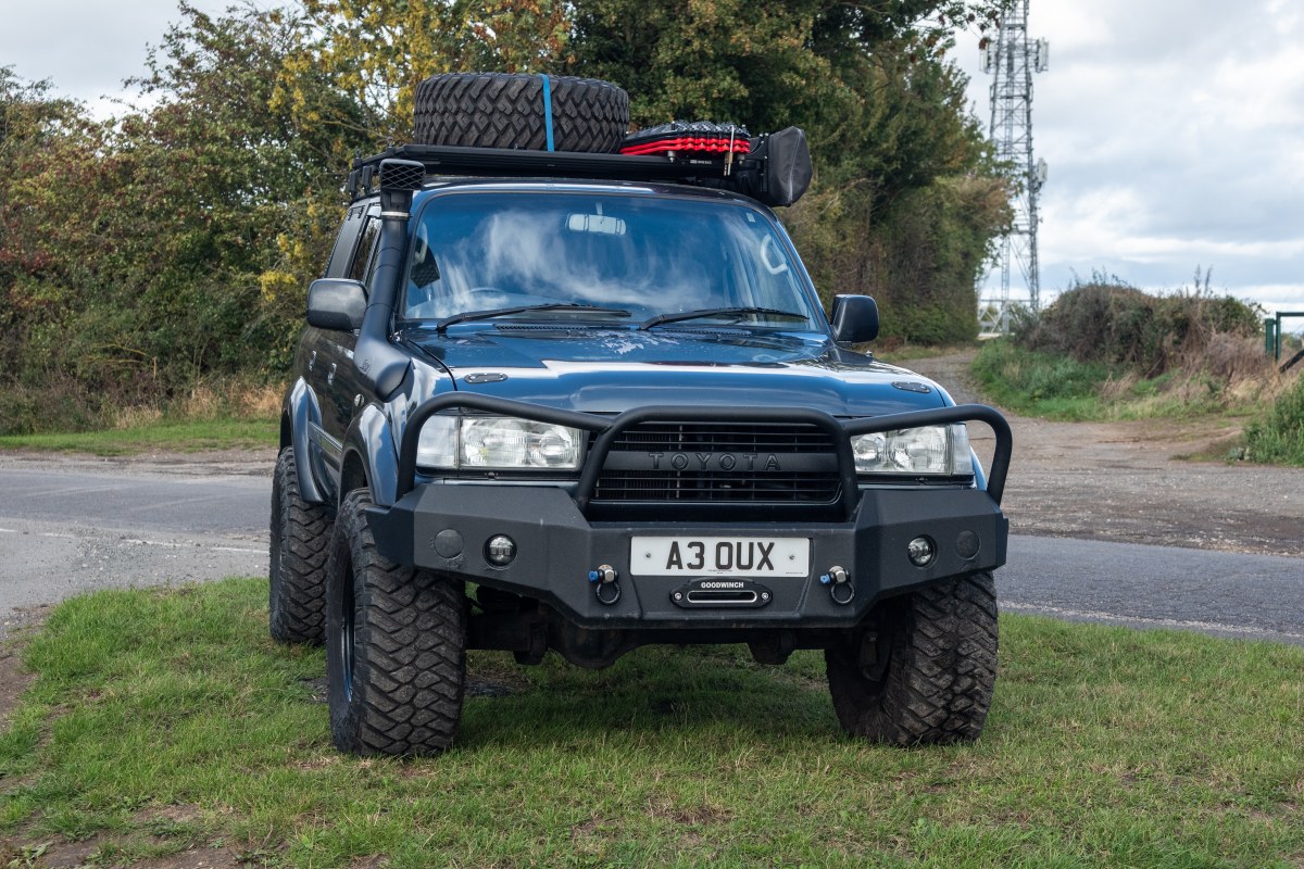 
								1993 Toyota Land Cruiser VX full									