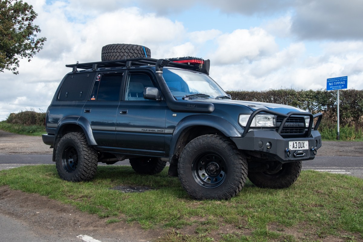 
								1993 Toyota Land Cruiser VX full									