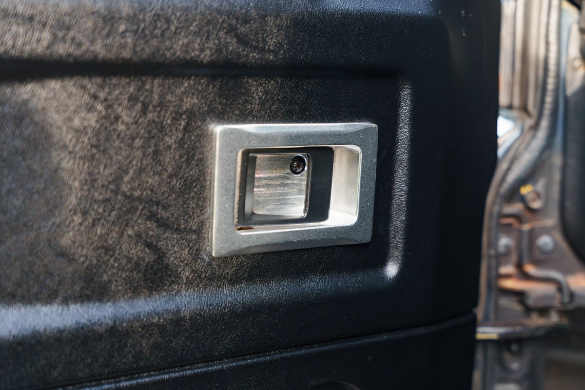 
								2004 Land Rover Defender 90 full									