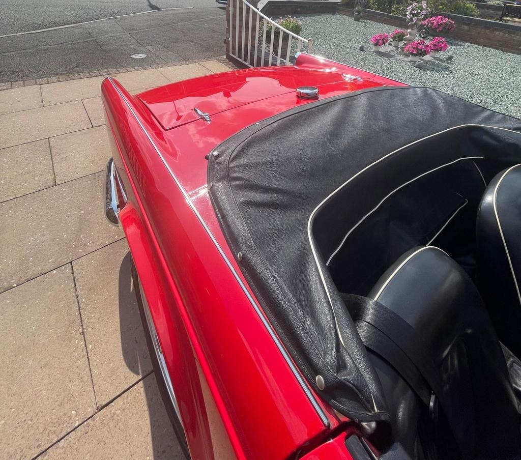 
								1967 Triumph TR4 TR4A IRS 2.1 full									