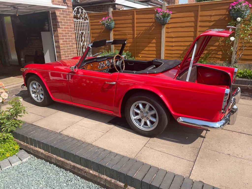 
								1967 Triumph TR4 TR4A IRS 2.1 full									