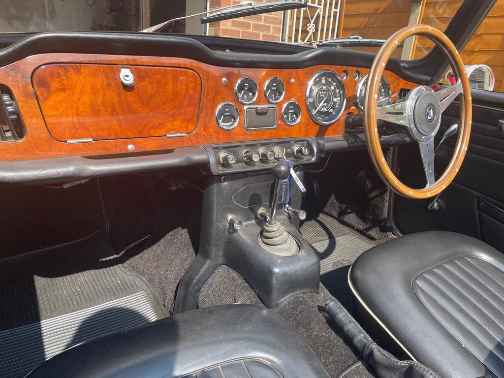 
								1967 Triumph TR4 TR4A IRS 2.1 full									