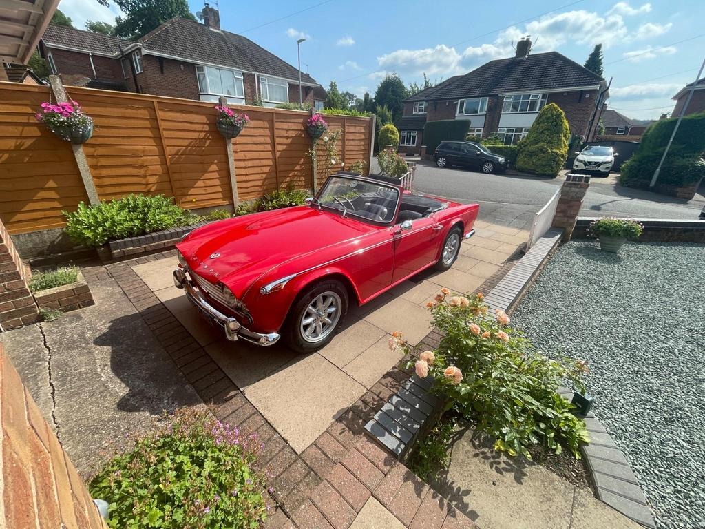 
								1967 Triumph TR4 TR4A IRS 2.1 full									