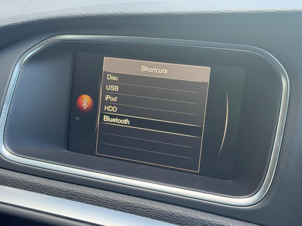 
								2018 Volvo V40 Cross Country 1.5 T3 Pro Auto full									