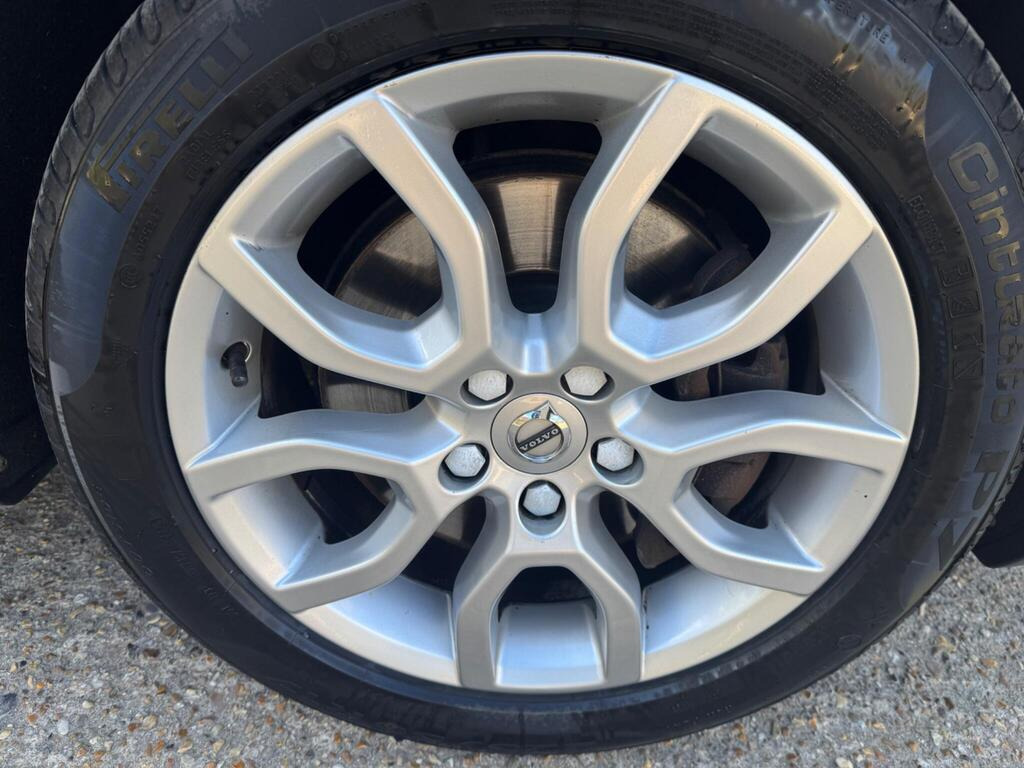 
								2018 Volvo V40 Cross Country 1.5 T3 Pro Auto full									