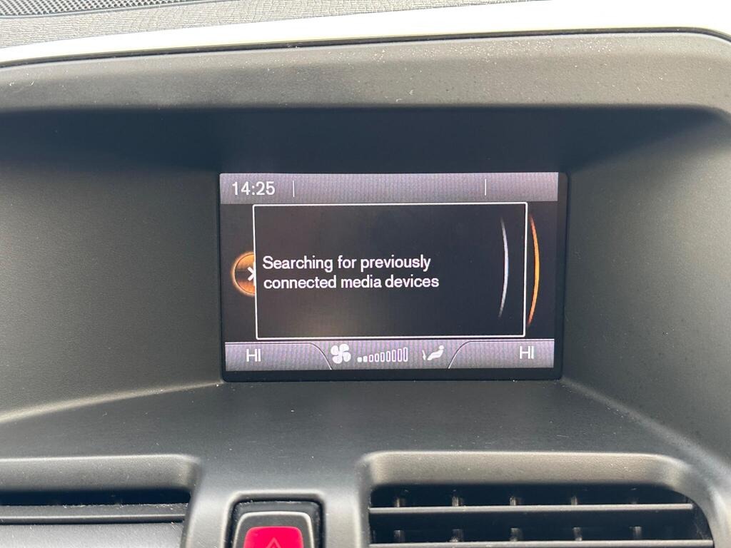 
								2015 Volvo XC60 2.0 D4 SE full									
