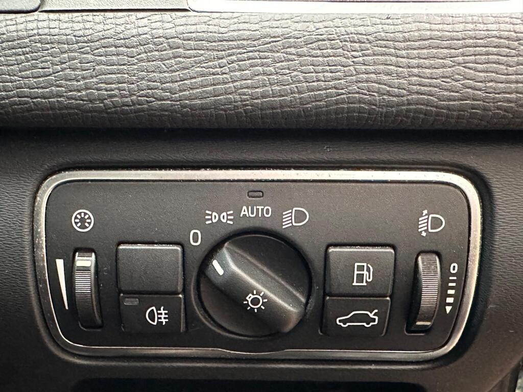 
								2015 Volvo XC60 2.0 D4 SE full									