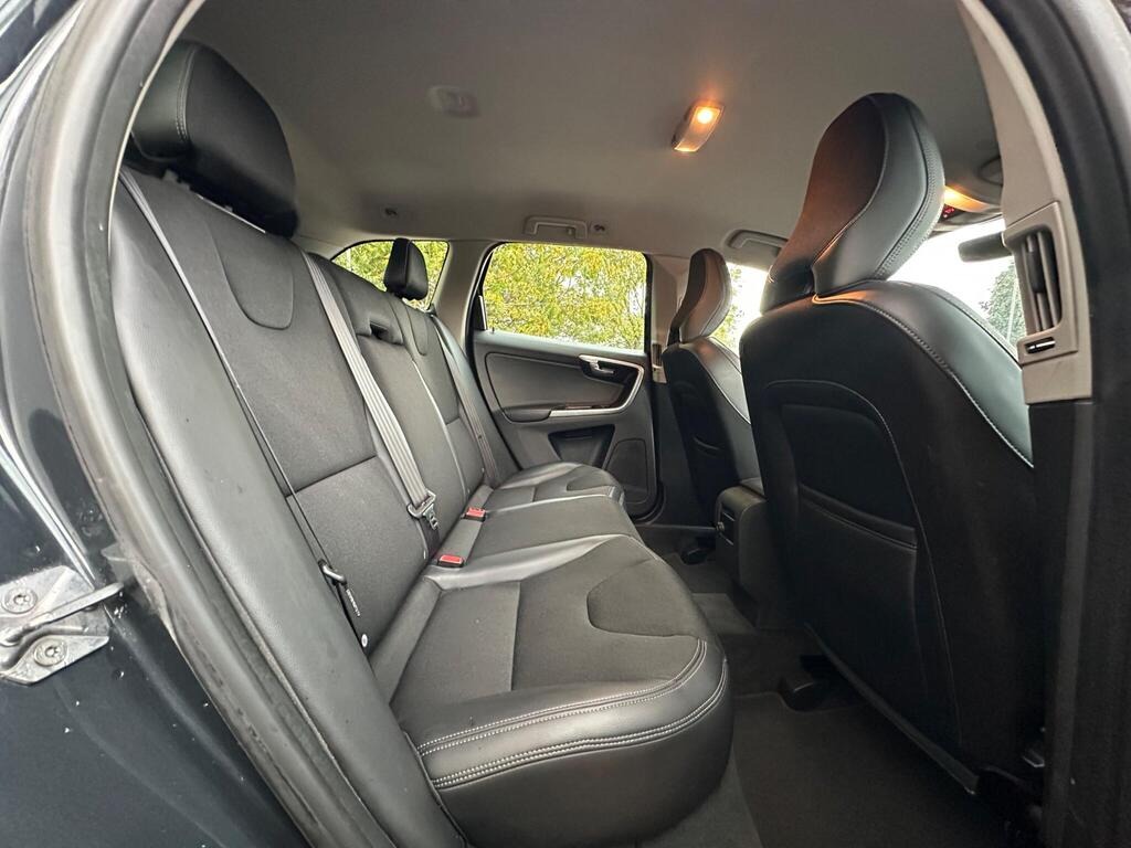 
								2015 Volvo XC60 2.0 D4 SE full									