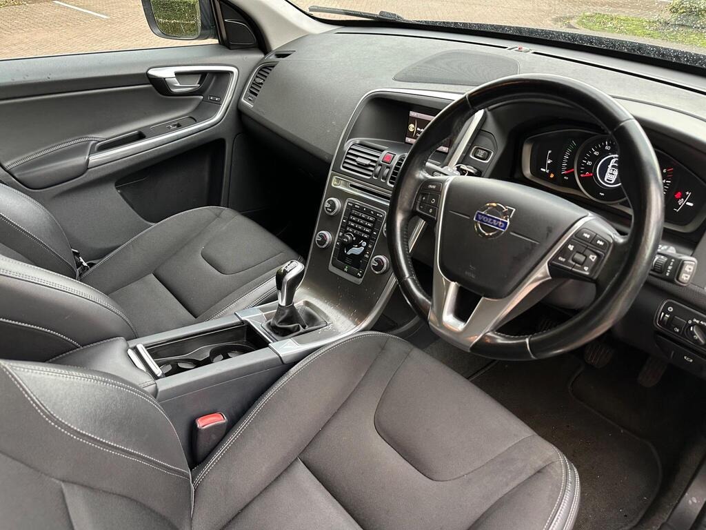 
								2015 Volvo XC60 2.0 D4 SE full									