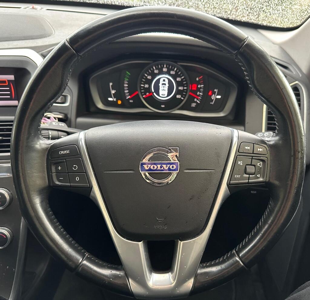 
								2015 Volvo XC60 2.0 D4 SE full									