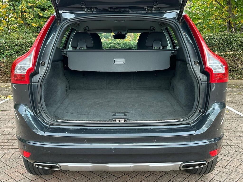 
								2015 Volvo XC60 2.0 D4 SE full									