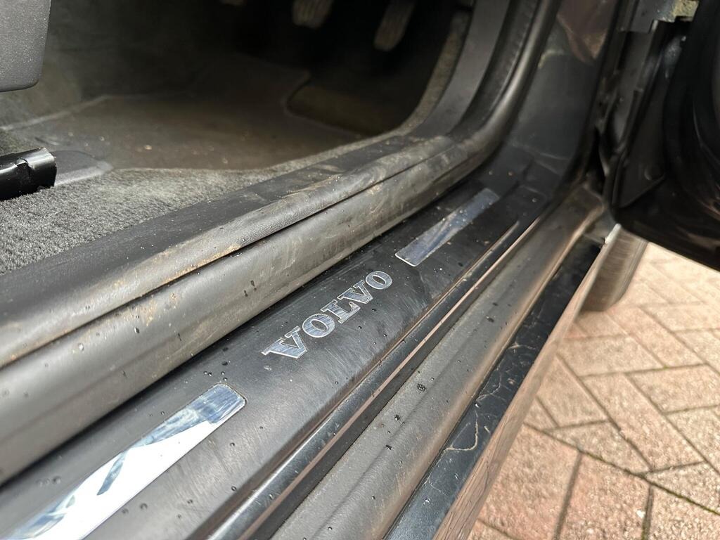 
								2015 Volvo XC60 2.0 D4 SE full									