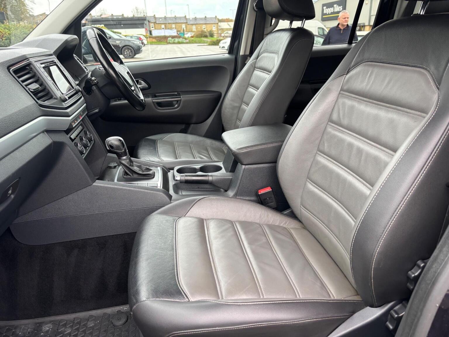 
								2018 VOLKSWAGEN AMAROK Pickup 3.0 TDI V6 Highline Auto 4Motion full									